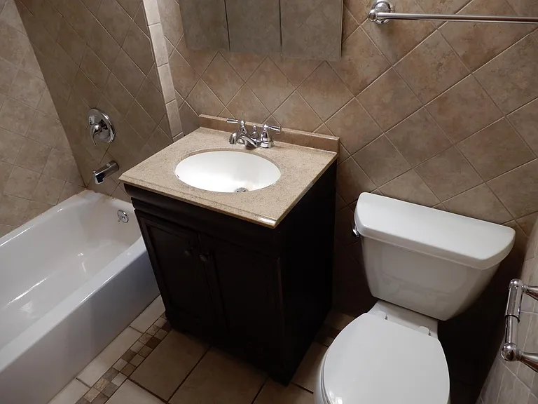 328 Wisconsin Ave #1D — Photo 29