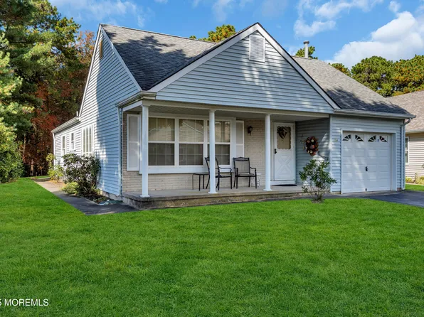 14 Prado Court, Toms River, NJ 08757