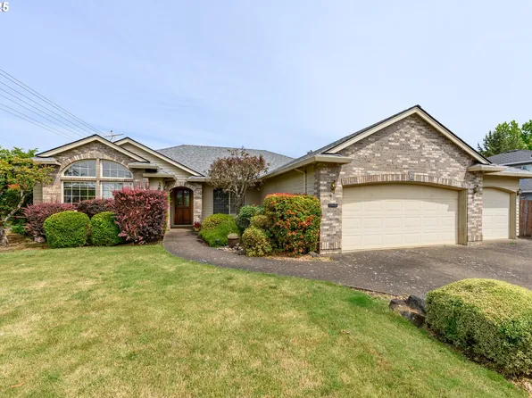 2286 NW Michelbook Ln, McMinnville, OR 97128