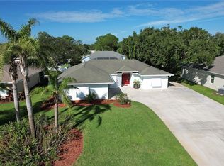 466 Fordham St, Sebastian, FL 32958