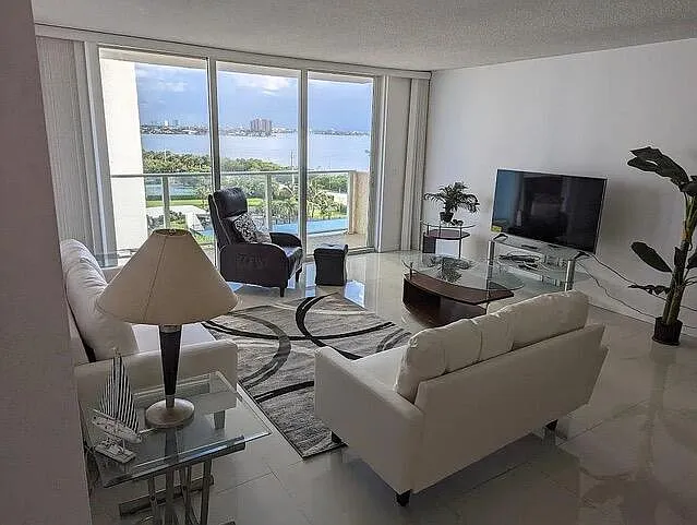 5440 N Ocean Dr #705 — Photo 5