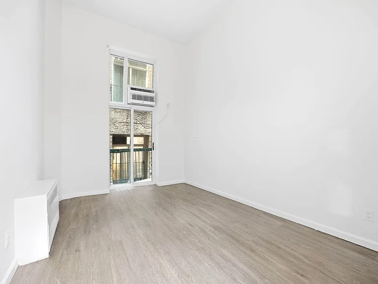 88 Fulton St #216 — Photo 3