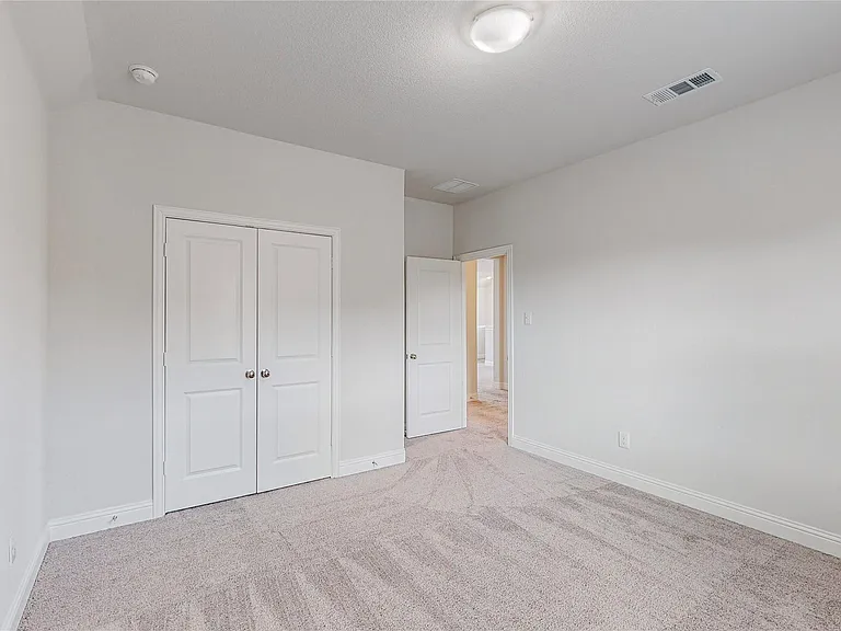 961 Waterview Dr — Photo 10