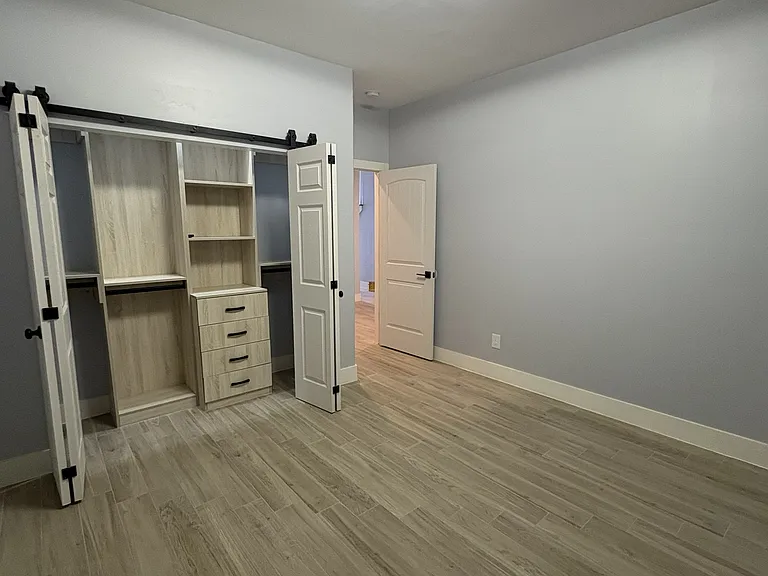 3027 Clinton Dr #7 — Photo 5