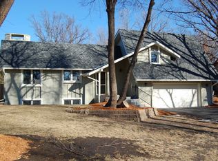 1445 N Danube Rd, Fridley, MN 55432