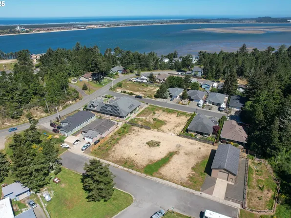0 Division Ave, Coos Bay, OR 97420