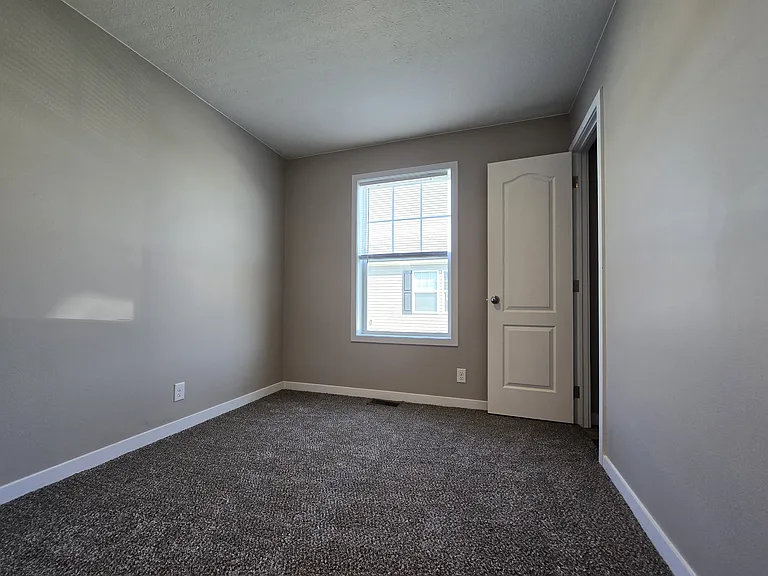 Sunset Ridge — Photo 23