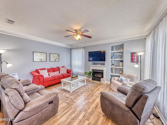 3rd image of 2252 Beach Dr APT 2101