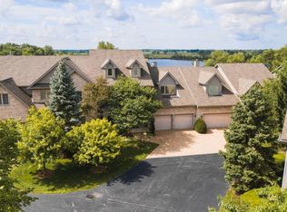 1811 Rizzi Ln, Bartlett, IL 60103