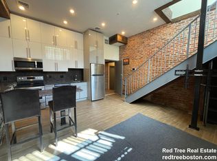 1028 Commonwealth Ave #101, Brookline, MA 02446