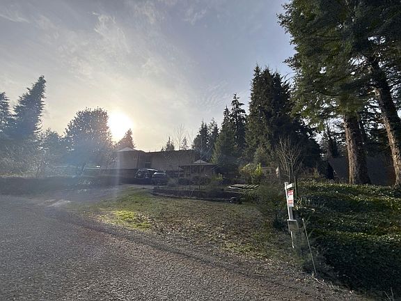 2nd image of 90766 Alderwood Rd