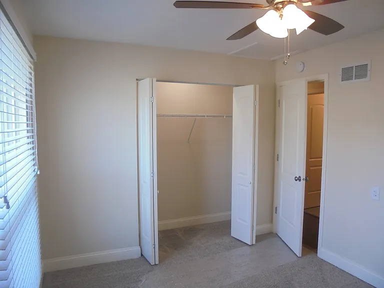 1534 Saint Andrews Cir — Photo 19