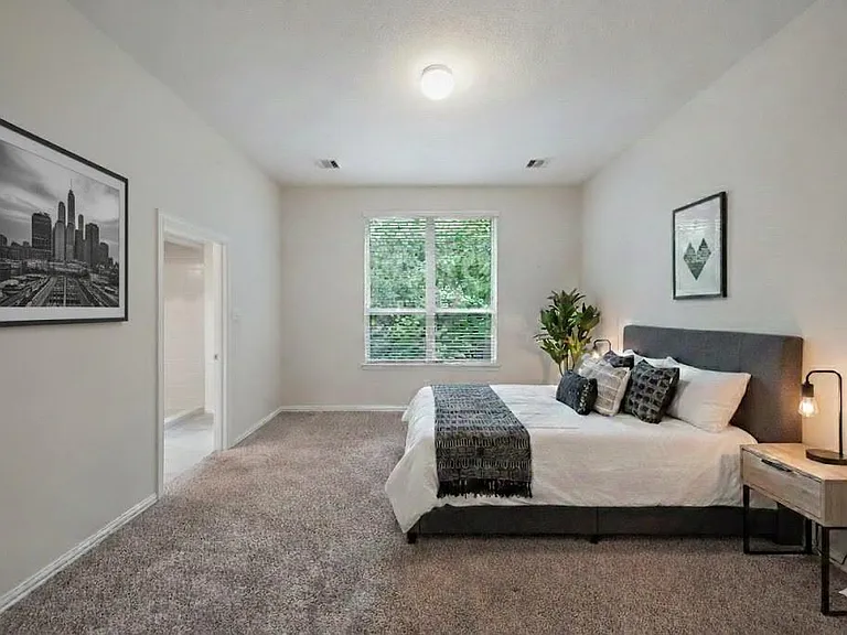 708 Ivory Manor Dr — Photo 12