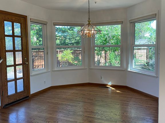 4th image of 3 Carey Ct