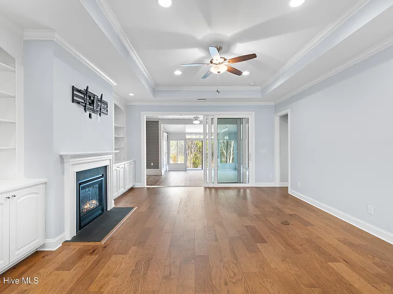 3688 Gardenia Ln — Photo 12