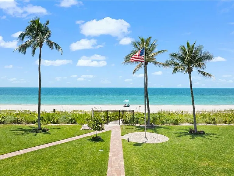 10691 Gulf Shore Dr #1102 — Photo 38
