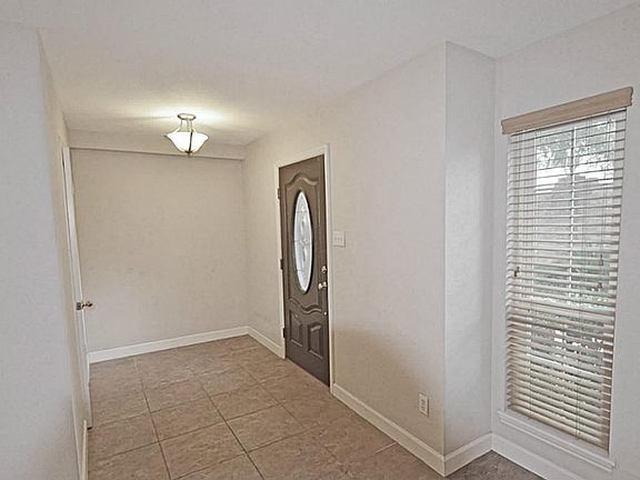 4th image of 14336 Misty Meadow Ln