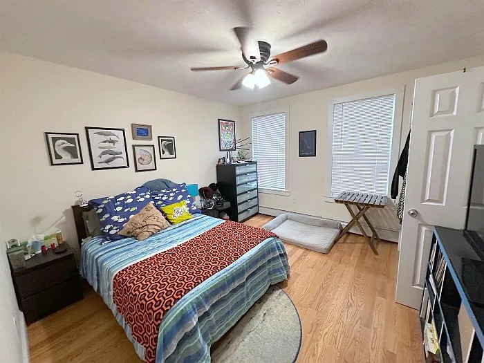 387 Columbia St #2 — Photo 4