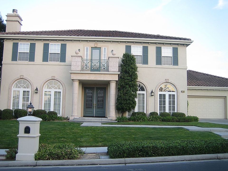 5136 Eastbourne Dr.