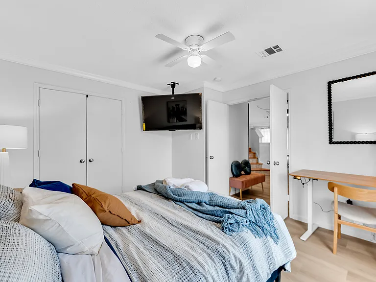 7710 Tidewater Dr — Photo 28
