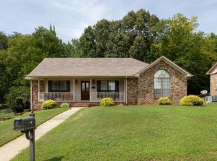 113 Deer Trl, Florence, AL 35633
