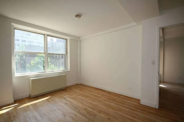 Rented by Town Residential | media 4