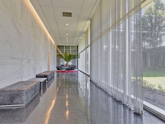4th image of 9655 Woods Dr Unit 617