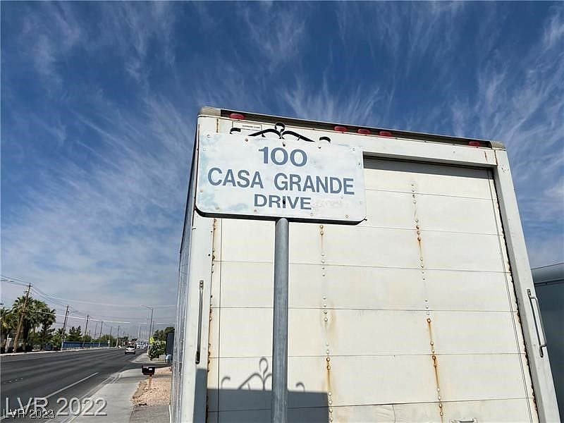1st image of 100 Casa Grande Dr