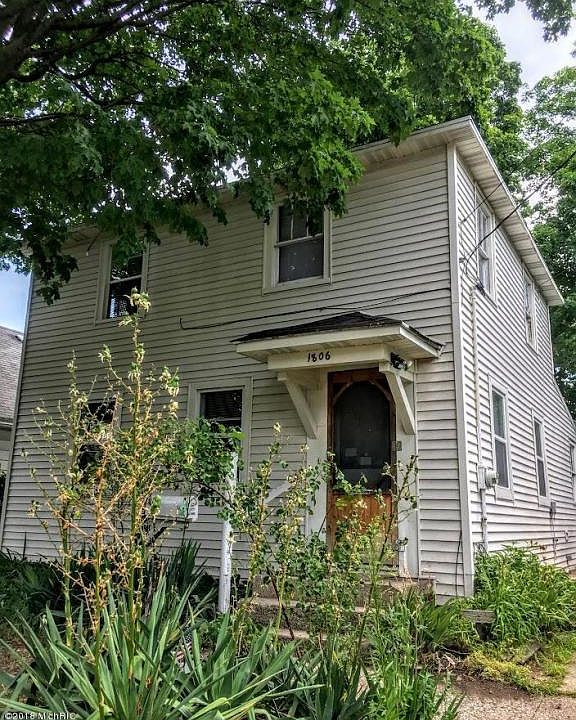 1st image of 1806 Stafford Ave SW