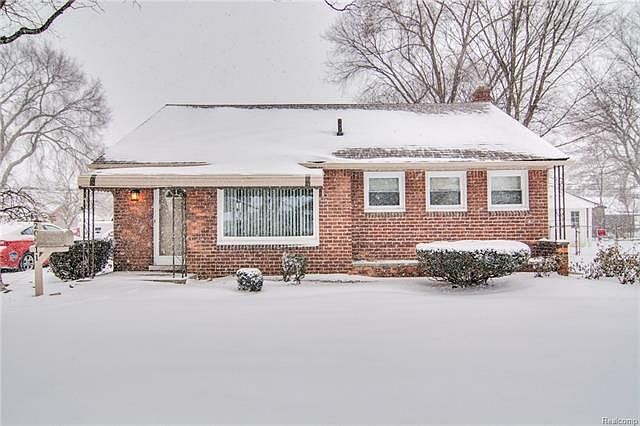 1st image of 20511 Glenmore St