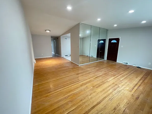 436 Densmore Rd, Philadelphia, PA 19116