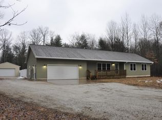 11622 Fogg Lake Rd, Montague, MI 49437