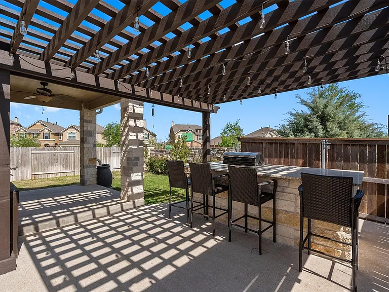 100 Speckle Park Dr — Photo 34