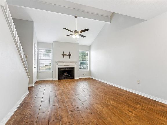 3rd image of 607 Cedarwood Dr #607
