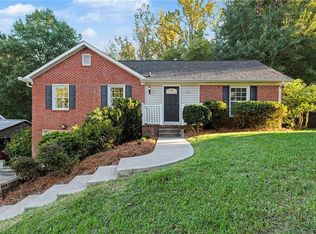 526 Osborne Rd, Winston Salem, NC 27103