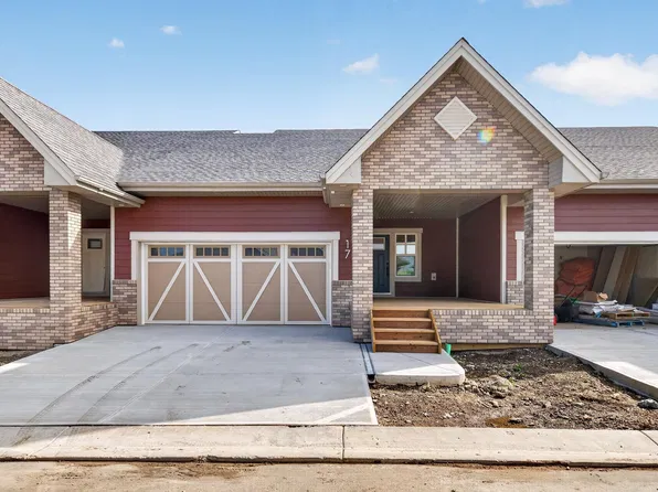 120 Hillshire Blvd #17, Strathcona County, AB T8B 0C9