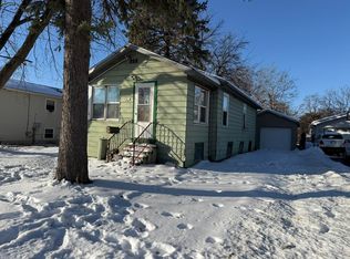 1813 Ashland St, Oshkosh, WI 54901