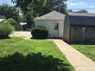 719 S Locust St, Centralia, IL 62801