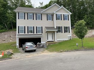 80 Perry Hill Rd #18, Shelton, CT 06484