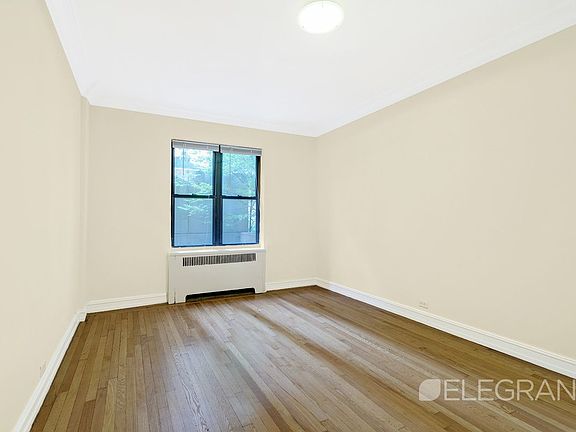 5th image of 235 E 46th St