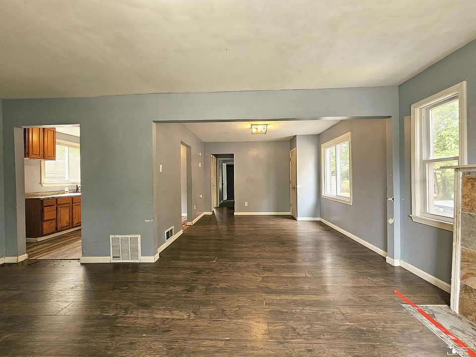 4311 Buckingham Ave, photo 8