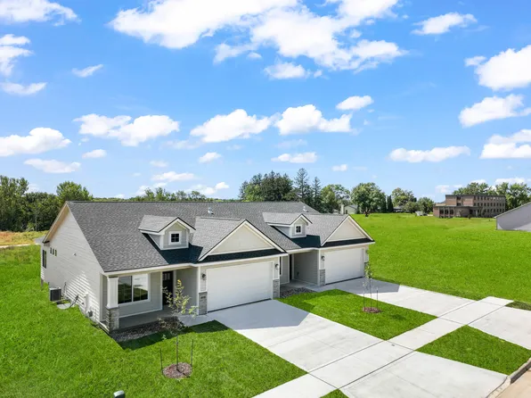 804 Academy Cir, Nevada, IA 50201