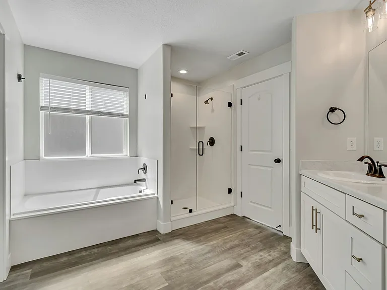1316 W Quailhill Rd — Photo 14