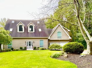 28546 Schoolhouse Rd, Columbus, NJ 08022