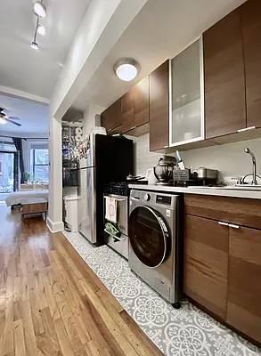 Rented by Corcoran | media 24