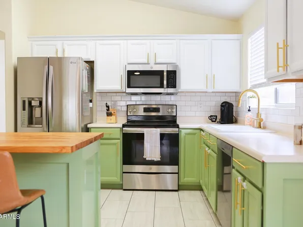 124 W JASPER Drive, Gilbert, AZ 85233