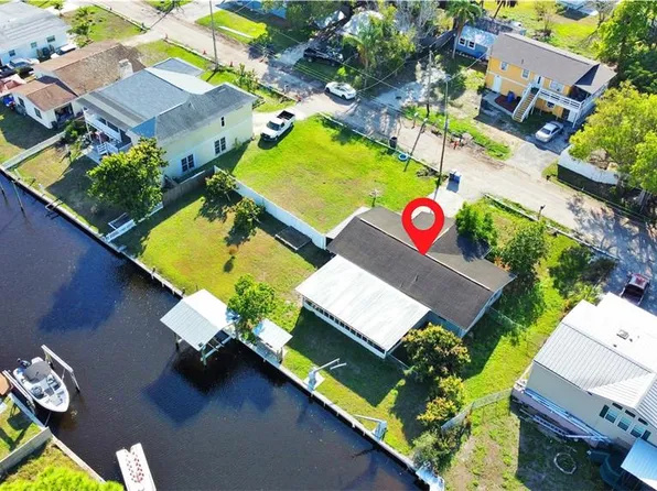 133 NW 18th St, Ruskin, FL 33570