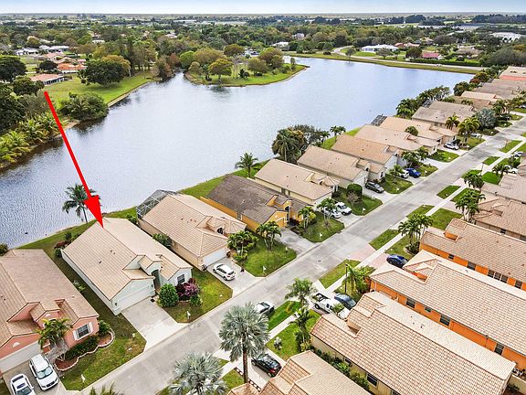 4th image of 9520 Lago Drive