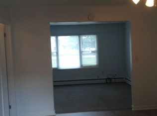 312 5th St, Colona, IL 61241