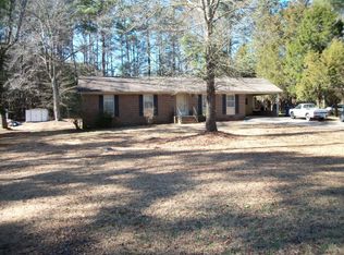402 Winterlocken Dr, Sanford, NC 27330